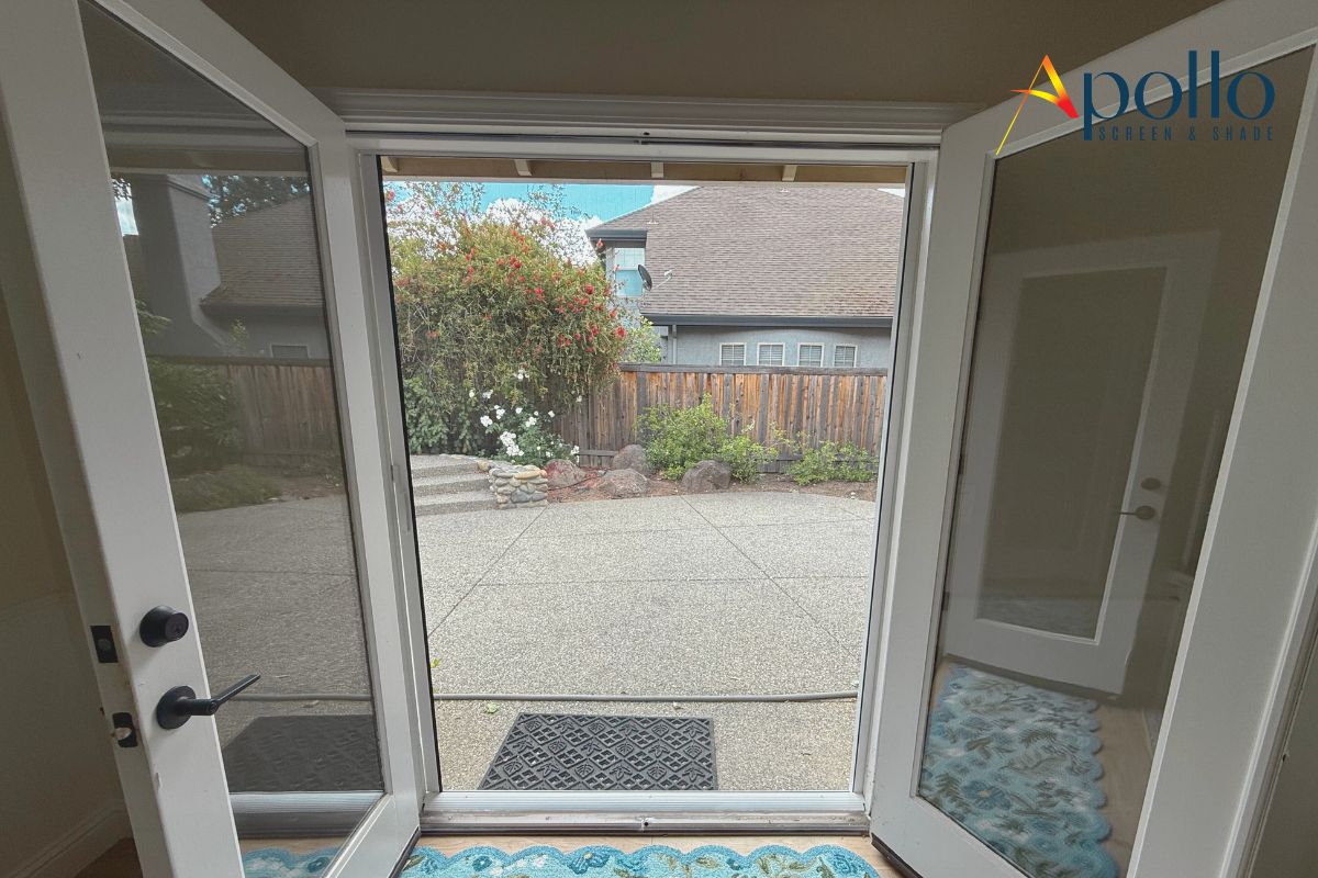 Case Study: Invisible Comfort Installed — A Seamless Back Screen ...