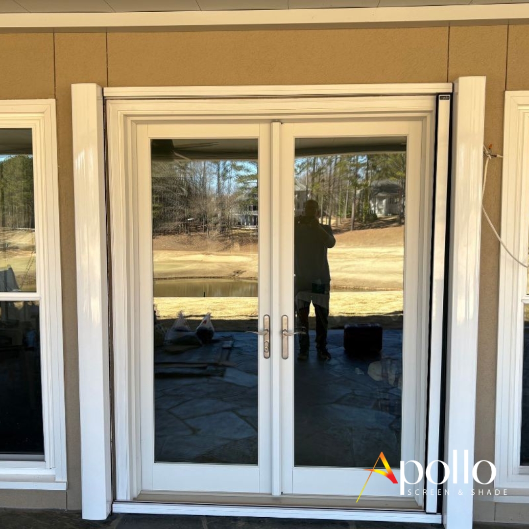 Case Study: Clean Look, Big Airflow — Retractable Screen for Large Back ...