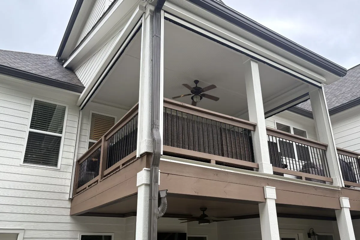 Apollo PowerScreen retracted into a slim housing, leaving the patio fully open